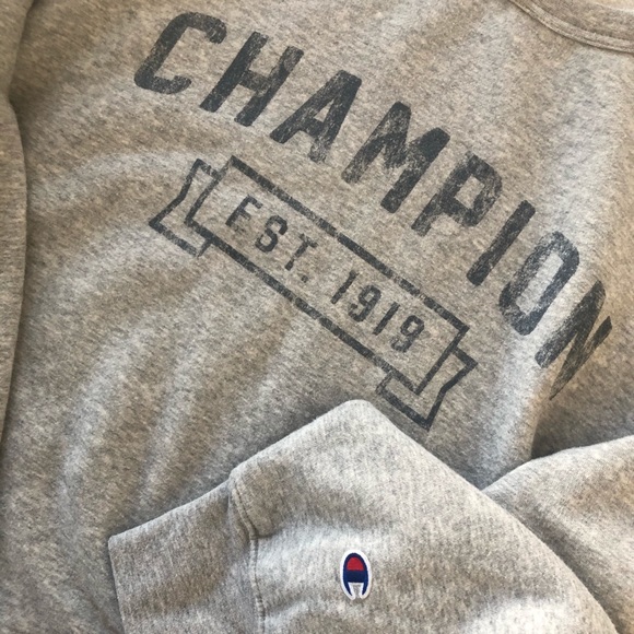 Champion Tops - Champion Sweatshirt